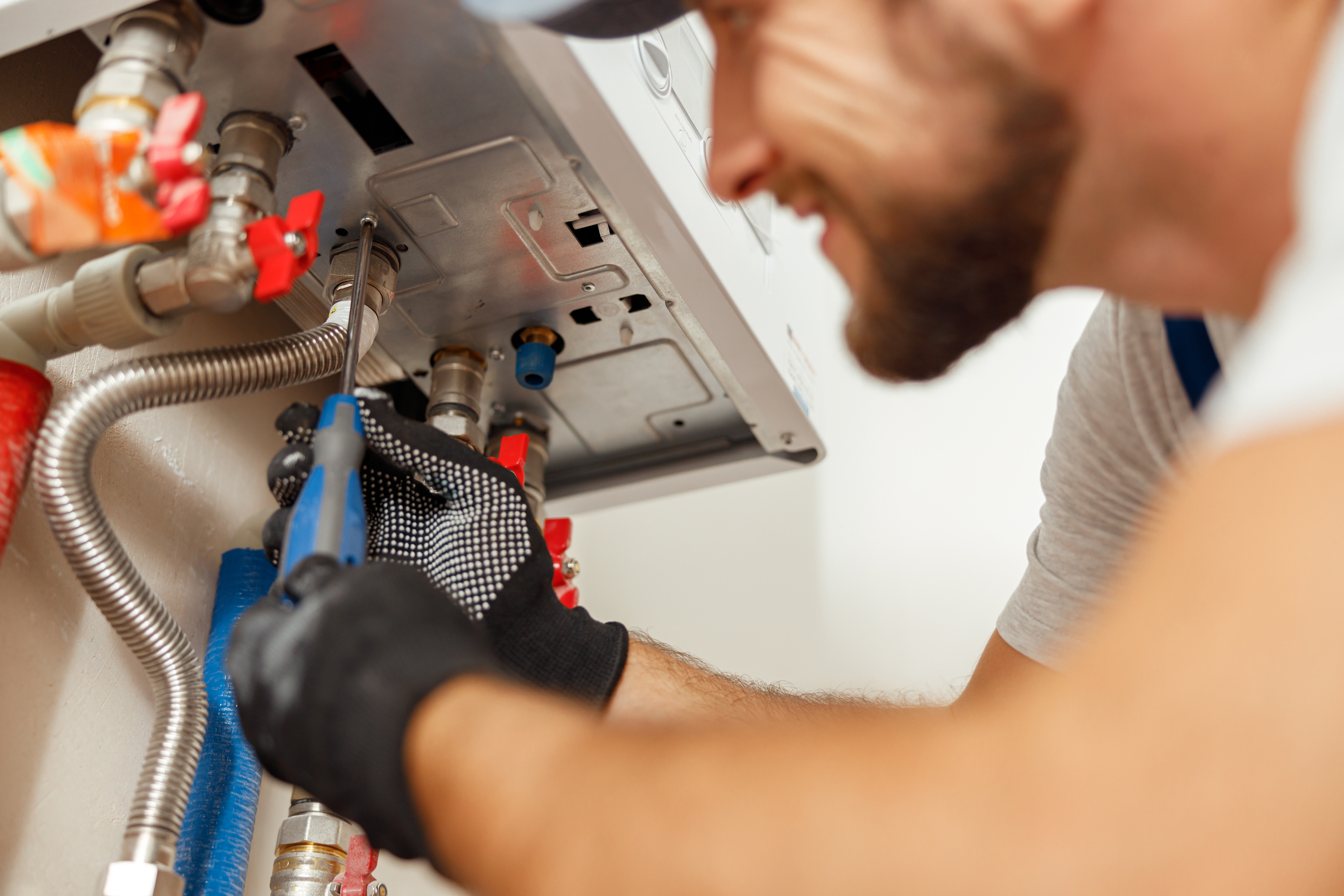 Water heater technician in Milwaukee